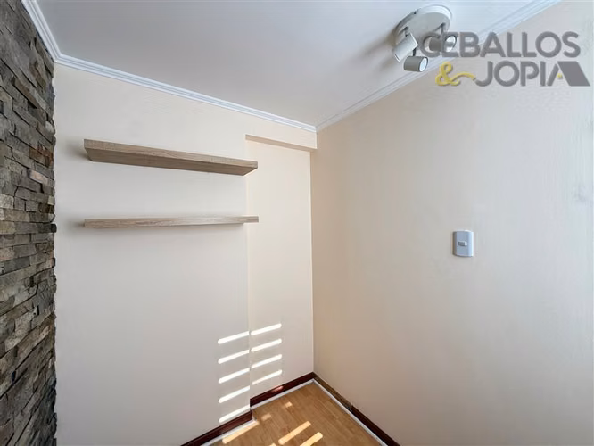 Departamento en venta de 2 dorm. en Viña del Mar