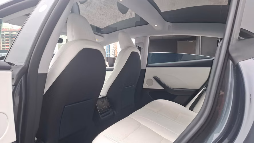 TESLA MODEL 3 LONG RANGE 4WD 2024