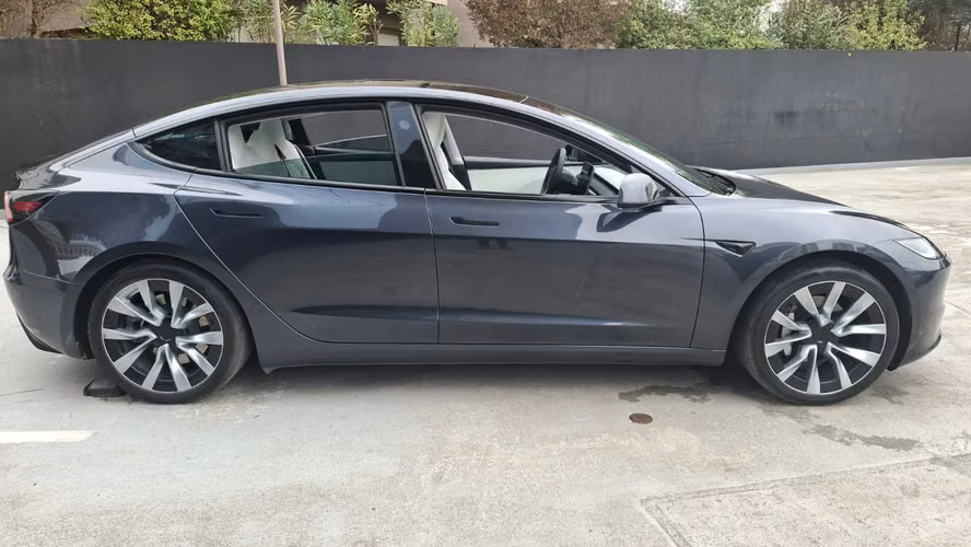 TESLA MODEL 3 LONG RANGE 4WD 2024