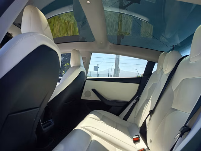 TESLA MODEL 3 LONG RANGE 4WD 2024