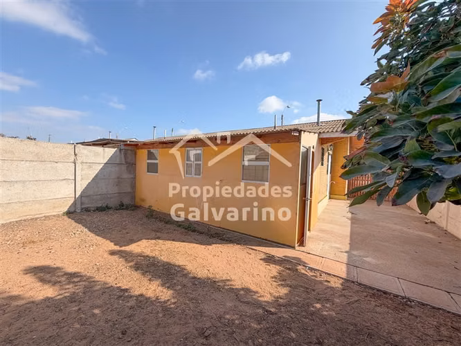 Casa en venta de 2 dorm. en Bosque San Carlos, Coquimbo
