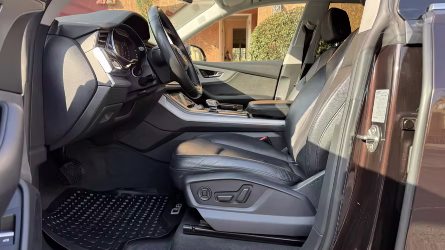 AUDI Q8 S-LINE 3.0 TURBO