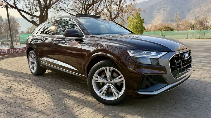 AUDI Q8 S-LINE 3.0 TURBO