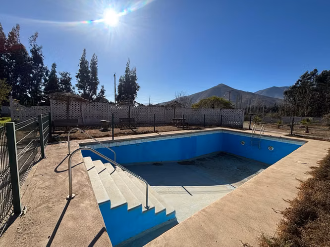 Increíble Parcela con Piscina y 3 Propiedades | 6.360 m², Gabriela Mistral , La Serena
