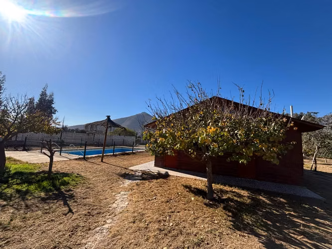 Increíble Parcela con Piscina y 3 Propiedades | 6.360 m², Gabriela Mistral , La Serena