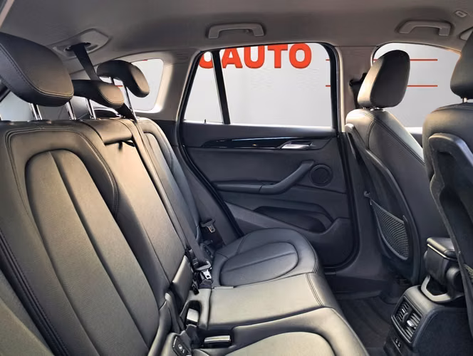 BMW X1 SDRIVE18I LCI 1.5 AUT 2020