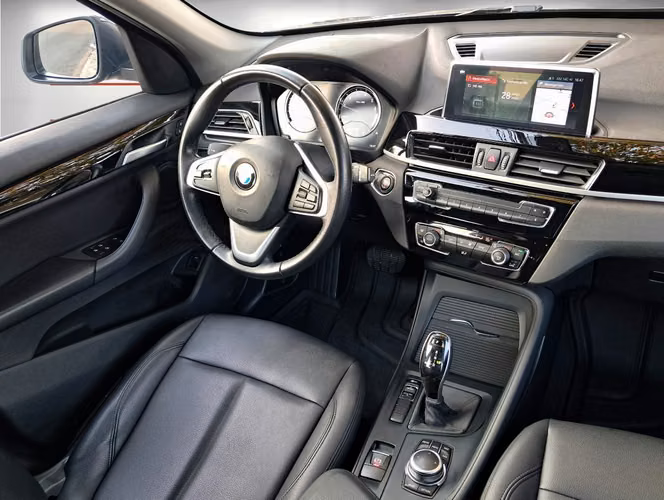 BMW X1 SDRIVE18I LCI 1.5 AUT 2020