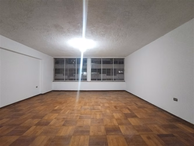 SE VENDE AMPLIO DEPARTAMENTO CALLE ECUADOR VIÑA DEL MAR