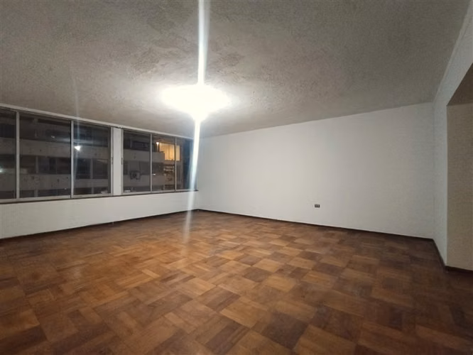 SE VENDE AMPLIO DEPARTAMENTO CALLE ECUADOR VIÑA DEL MAR