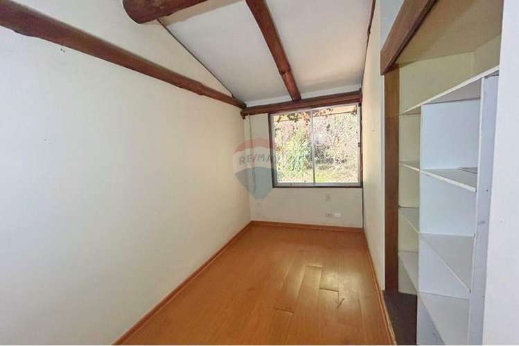 ¡amplio terreno con construcción en la reina! - Imagen 18