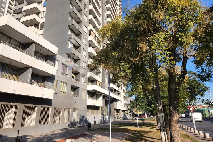 En venta bello dpto. matucana 2d/1b/1e