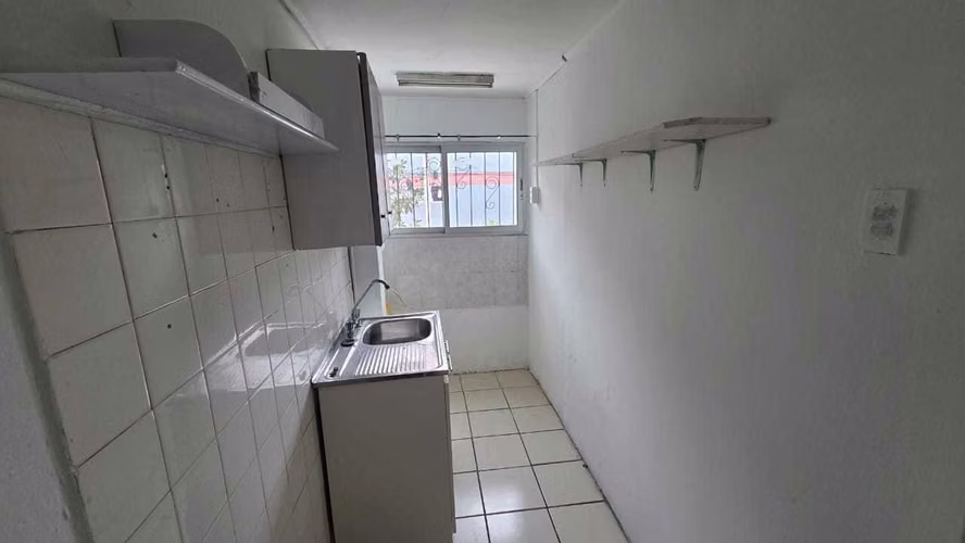 Cómodo Depto con Piso de Cerámica 2° Piso (166496)