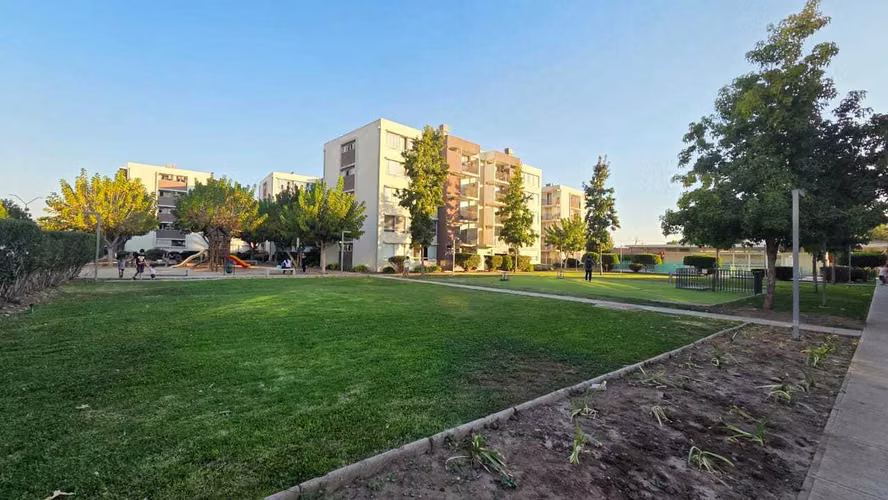 VENDE DEPTO 3D 2B PISCINA SEGURIDAD 24-7 (166493)