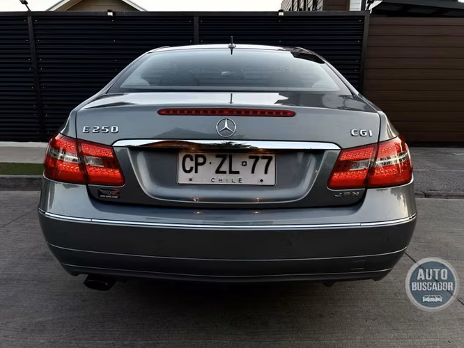 MERCEDES BENZ E250 1.8 TURBO