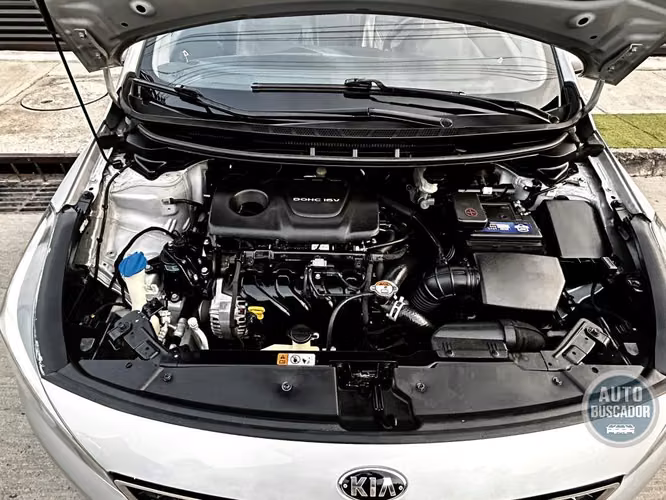 KIA CERATO 1.6 MECANICO