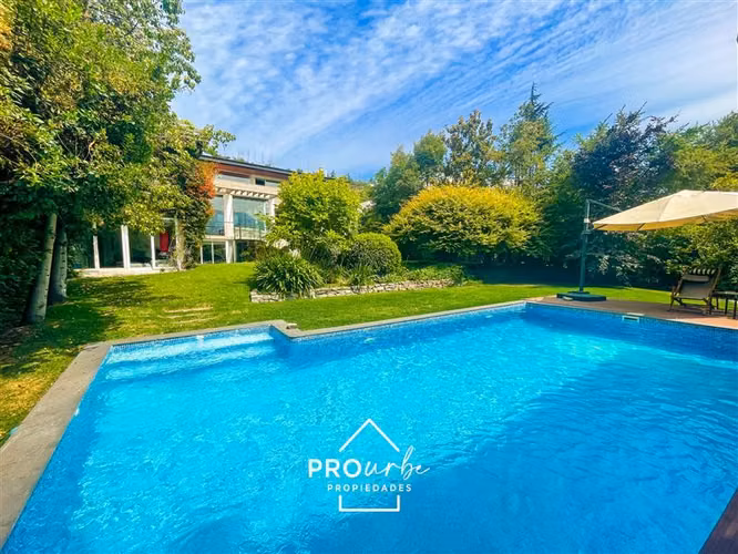 Casa en venta de 4 dorm. en Las Condes - Imagen 4