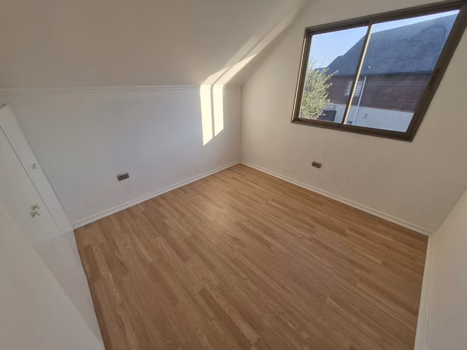 ARRIENDO EN ALTOS DEL PARQUE II