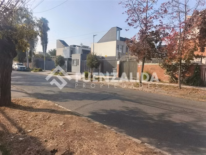Casa y terreno en La Florida para desarrollo inmobiliario