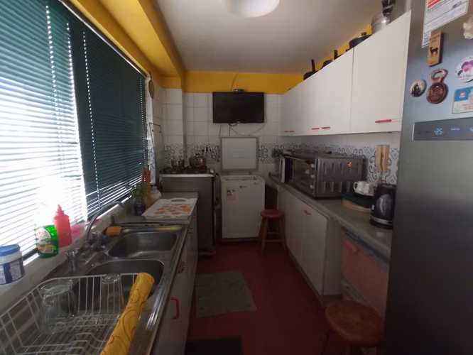 Gran Departamento Familiar en San Bernardo: Espacio, Seguridad y Conectividad - Imagen 14