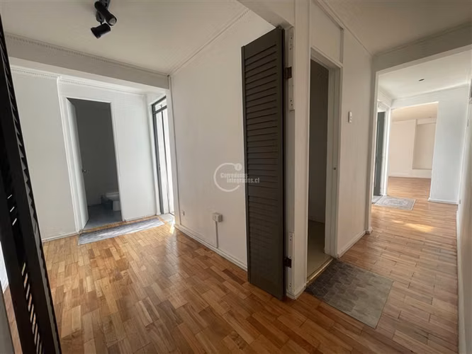 Excelente casa de uso comercial en venta en Vitacura