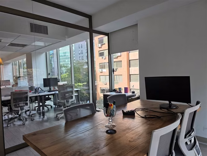 Oficina en Arriendo en Providencia / Edificio Plaza Suecia - Imagen 16