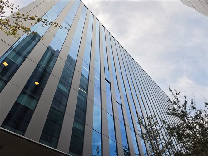 Oficina en Arriendo en Providencia / Edificio Plaza Suecia - Imagen 27