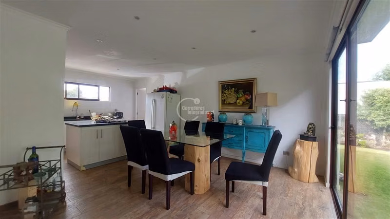 Casa en venta 5 dormitorios en Santa Maria ,Santo Domingo