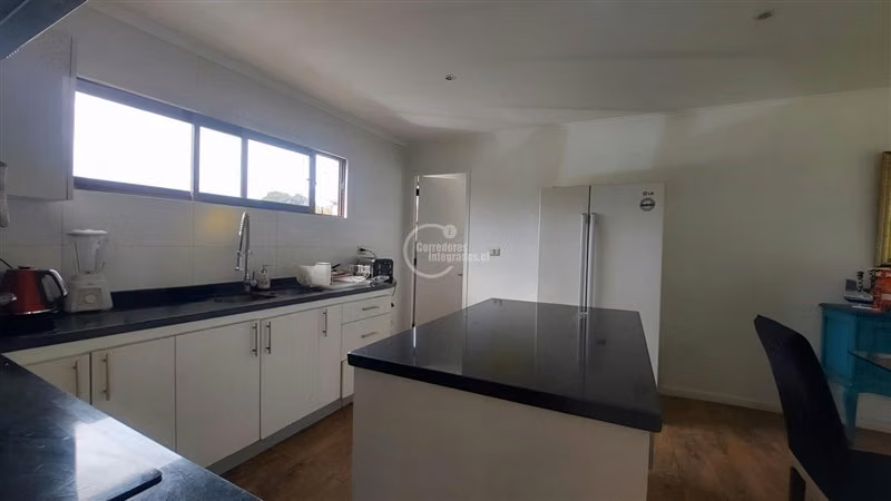 Casa en venta 5 dormitorios en Santa Maria ,Santo Domingo