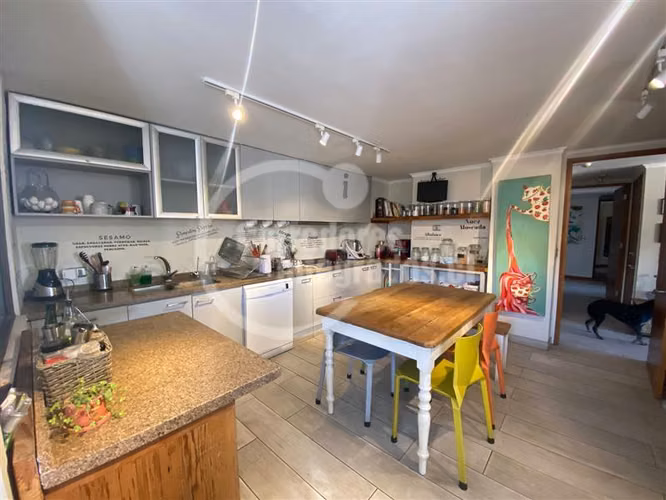 Departamento en venta de 3 dorm. en Vitacura