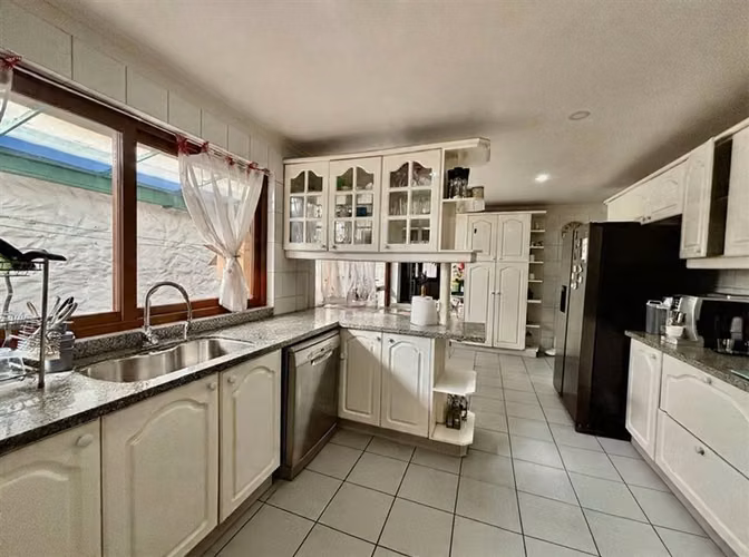 Casa en venta de 5 dorm. en Lo Barnechea GOLF DE MANQUEHUE - Imagen 9