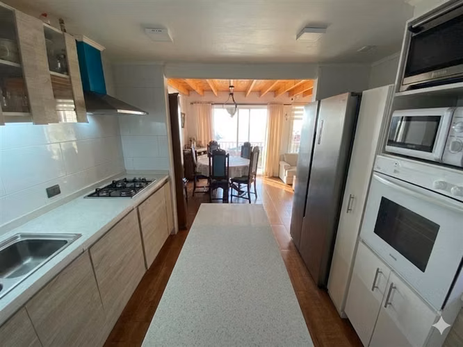 Casa en venta 5 dormitorios 2 baños Cartagena