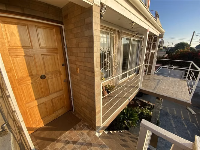 Casa en venta 5 dormitorios 2 baños Cartagena