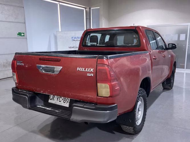 HILUX SR 4X4 LRYC89-SANTIAGO - Imagen 4