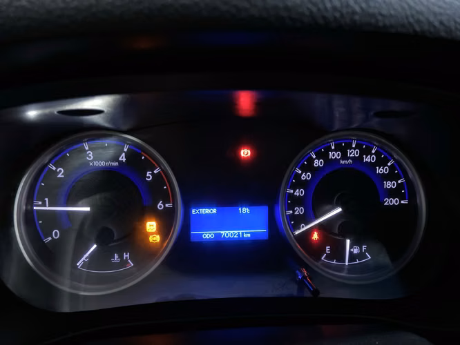 HILUX SR 4X4 LRYC89-SANTIAGO - Imagen 13