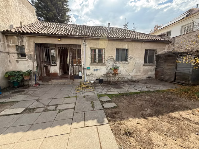 Casa Luminosa con Jardín y Terraza (166596)