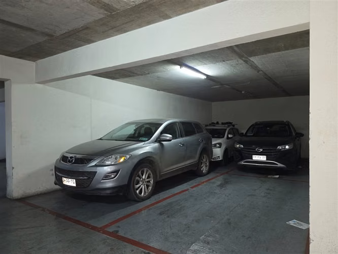 Estacionamiento Tandem en Venta en Edificio Plaza Córdova