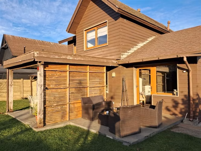 Exclusiva casa en condominio RIberas del Estancilla 3d + ser
