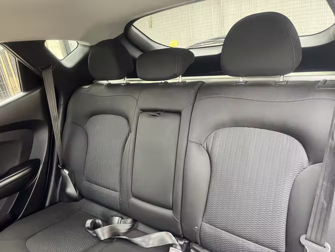 HYUNDAI TUCSON GL 2.0 AUT. 2015 SÓLO 78.000 KM.