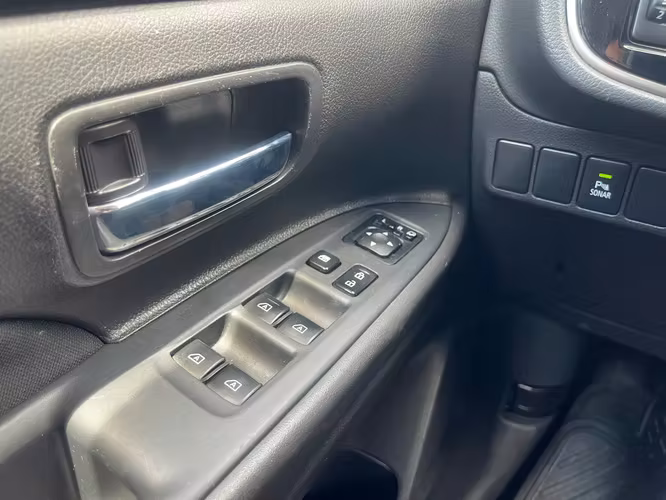 MITSUBISHI OUTLANDER GL 2.0 CVT 2022 IMPECABLE