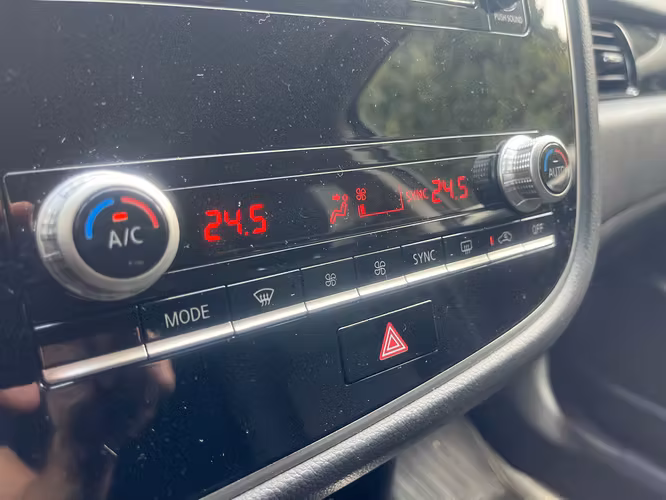 MITSUBISHI OUTLANDER GL 2.0 CVT 2022 IMPECABLE