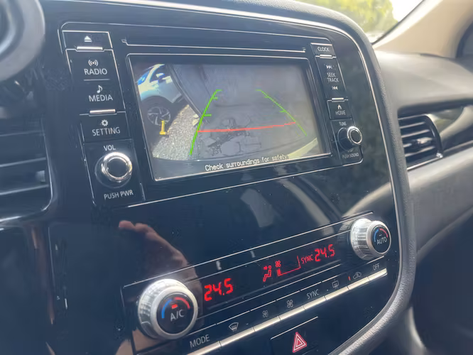 MITSUBISHI OUTLANDER GL 2.0 CVT 2022 IMPECABLE