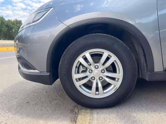 MITSUBISHI OUTLANDER GL 2.0 CVT 2022 IMPECABLE