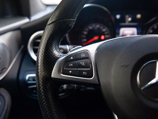 Mercedes Benz Glc 300 4 Matic 2.0 2019