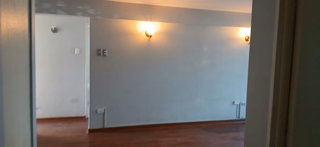 U.F. 4.850 Departamento 70m2 útil, entrada vehicular portón automático