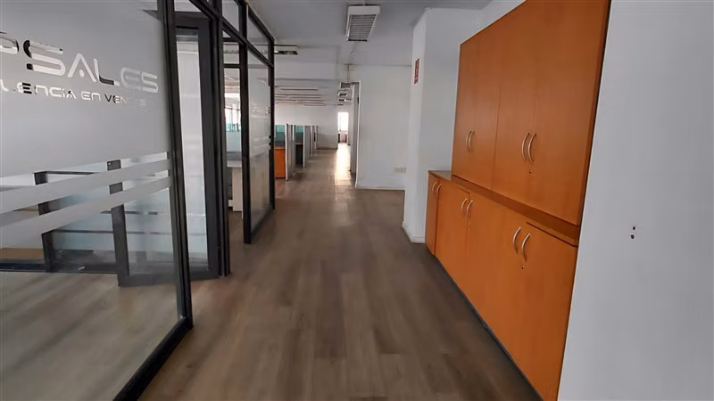 Grandes oficinas en arriendo en Santiago Centro
