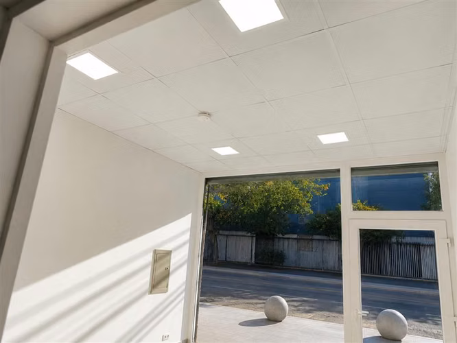 Local Comercial arriendo en San Miguel (Strip Center)