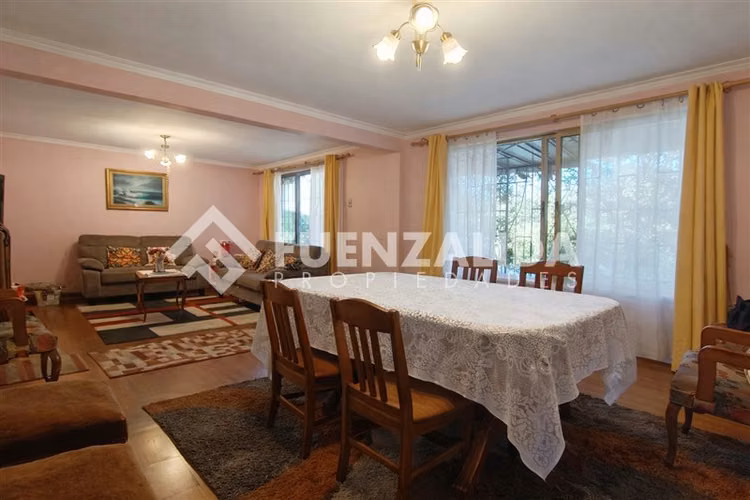 Casa en venta de 3 dorm. en Recoleta