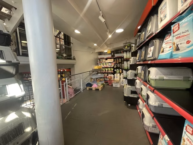 Arriendo Local Comercial Pedro de Valdivia 27 Providencia