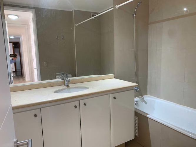Vive con Estilo en Amplio Departamento (166650)