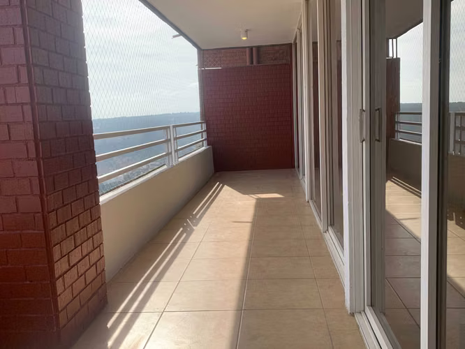 Vive con Estilo en Amplio Departamento (166650)